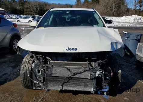 2019 Jeep Compass Latitude z USA, uszkodzony, nr VIN 3C4NJDBBXKT629568